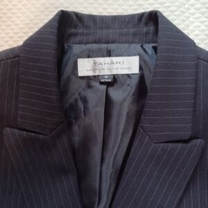 Tahari ASL Black Pinstripe Blazer Size 16